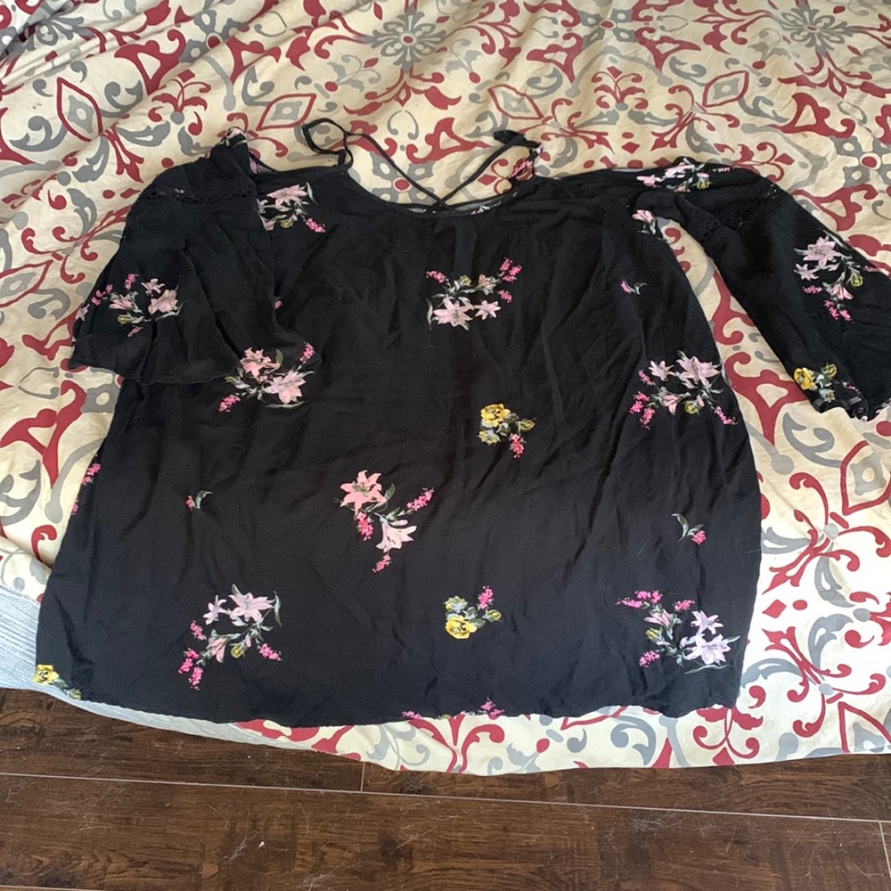 Xhilaration blouse size XXL